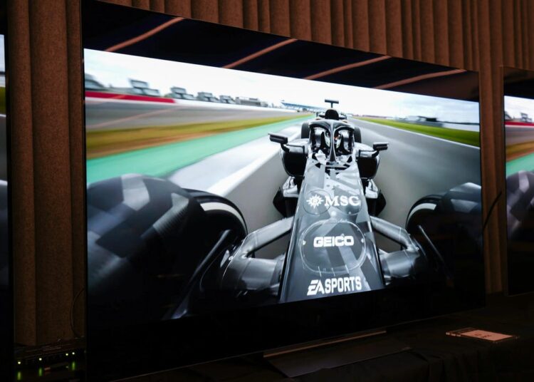 Hisense 116ux TV na CES 2025