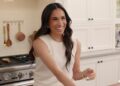 Ex -Royal Butler discute 'com amor, Meghan'