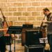 Explore as experiências musicais únicas de Chennai neste café que hospeda concertos íntimos