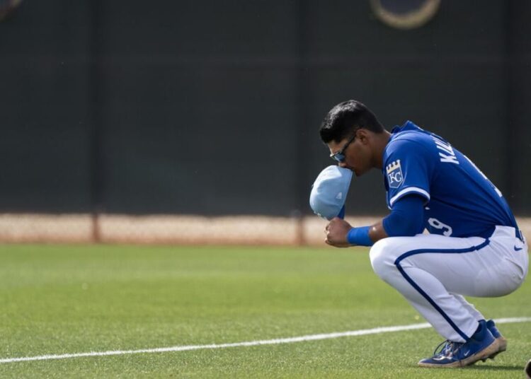 Graduação da Força Aérea Sam Kulasingam no Royals Spring Training | Beisebol
