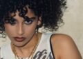 Jacoténe Bares Soul em Haunting New Single 'Stronger'
