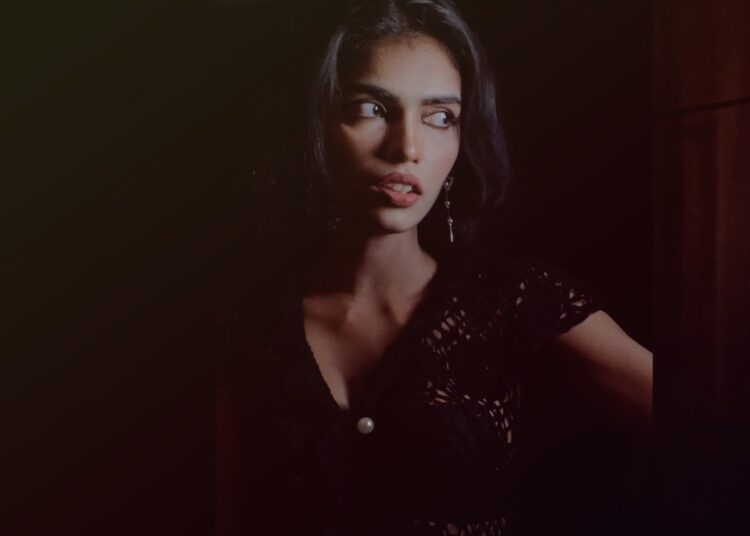 Janalynn Castelino atordoa os fãs com o anúncio de seu novo single "Mas Without You"