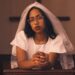 Jensen McRae empacota suas malas na nova música "Savannah"
