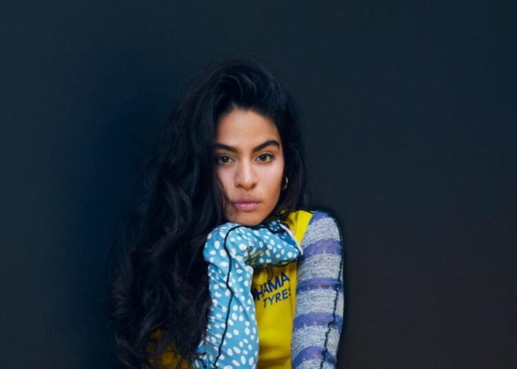 Jessie Reyez diz que seus novos álbuns exploram “o lado mais doce do amor”