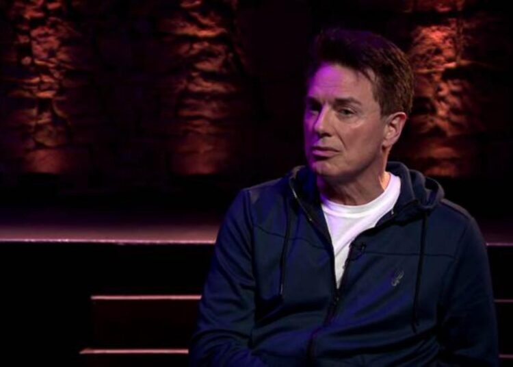 John Barrowman por alegações que o deixaram 'na lista negra' na indústria do entretenimento