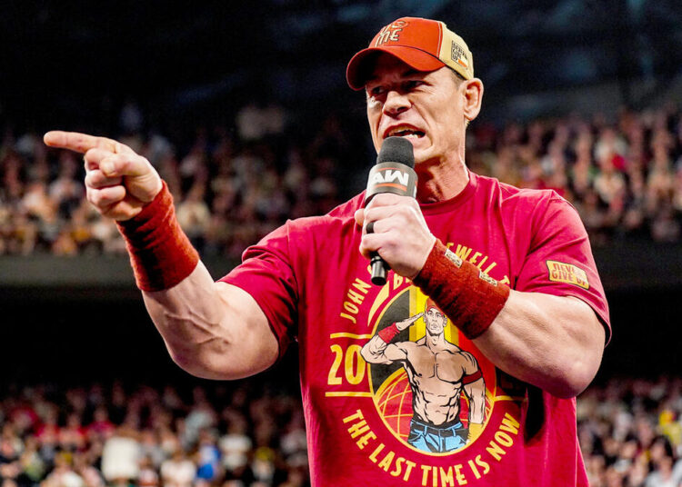 John Cena retorna no Raw sem novos equipamentos ou músicas, mas liga para todos em uma melhor promoção na carreira