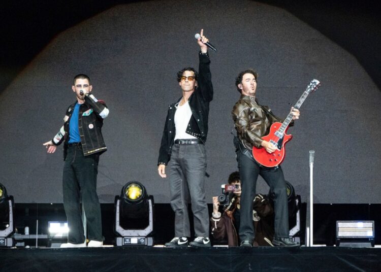Jonas Brothers para se apresentar no Keybank Center em novembro