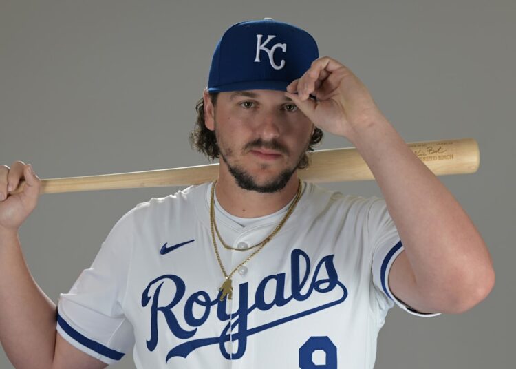 Kansas City Royals Slugger Vinnie Pasquantino quebra o maciço NFL Free Agency News
