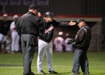 Kansas City Royals enfrenta batalhas de alto risco com intrigantes quinta decisão inicial, quando o treinamento da primavera chega à sua conclusão emocionante