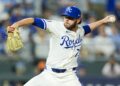 Kansas City Royals enfrenta decisões difíceis enquanto navegam na batalha de bullpen e correm o risco de perder Sam Long com uma ERA de 3,13 para rivalizar com equipes