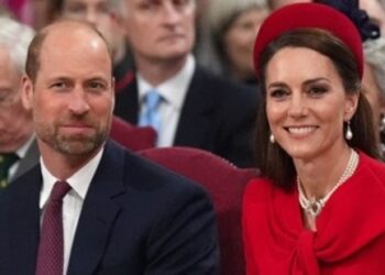 Kate Middleton trata o príncipe William como seu 'quarto filho', novas reivindicações de livro