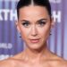 Katy Perry pode cancelar algumas datas da turnê de vidas vidas devido a vendas de ingressos 'decepcionantes'