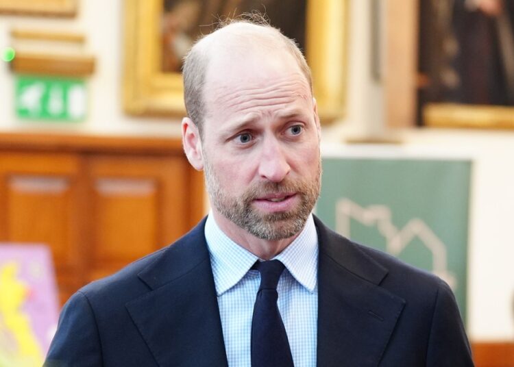 Kensington Palace publica foto pensativa do príncipe William