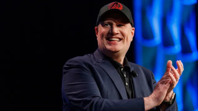 Kevin Feige preocupado com os irmãos Russo que dirigem Vingadores 5 e 6