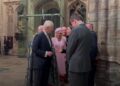 King e outros membros da família real participam do Commonwealth Day Service em Westminster