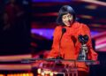Lady Gaga diz que está 'apenas começando' enquanto é homenageada no iHeartRadio Awards
