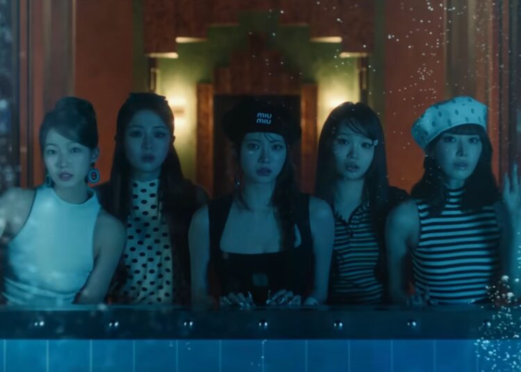 Le Sserafim convida você a "venha" em um novo videoclipe - assista