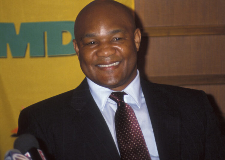 Lembrando-se de estranho e curto seriado dos anos 90 de vida de George Foreman