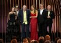 Julie Bowen, da esquerda, Ty Burrell, Ed O'Neill, Sofia Vergara, Eric Stonestreet e Jesse Tyler Ferguson