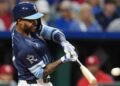 Maikel Garcia recebe os primeiros representantes no campo, enquanto o KC Royals continua a explorar as opções
