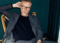 Matt Berninger lotam o novo álbum solo 'Get Sunk,' Drops 'Bonnet of Pins'
