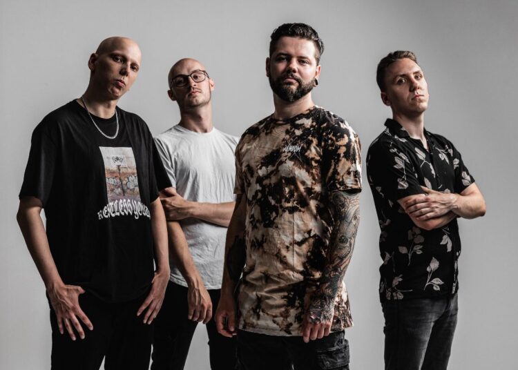 Mavis Libere o novo videoclipe para 'Sentinel Hill'