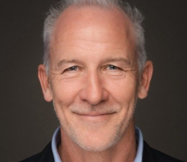 MediaCrest Entertainment Links com o velho cachorro de Stephen Johnstone para Boost International | Notícias