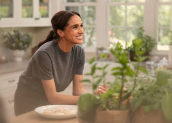 Meghan Markle revela a importância pessoal de seu sobrenome real Sussex com amor, Meghan