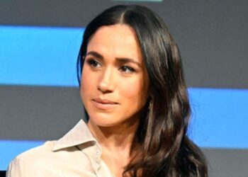 Meghan Markle se recusando a 'cortar laços' com a realeza após a estrela repreendida no ar | TV e rádio | Showbiz & TV