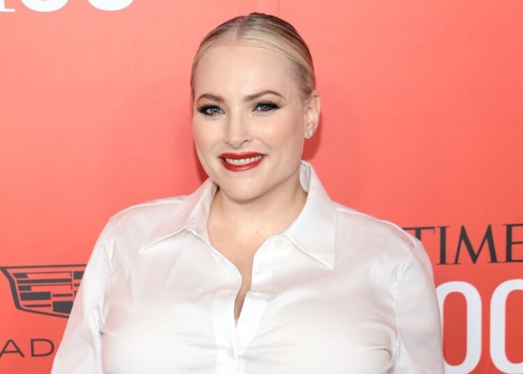 Meghan McCain chama os trolls para 'facilitar' em Rachel Zegler sobre a controvérsia de 'Branca de Neve': 'The Girl tem 23 anos'
