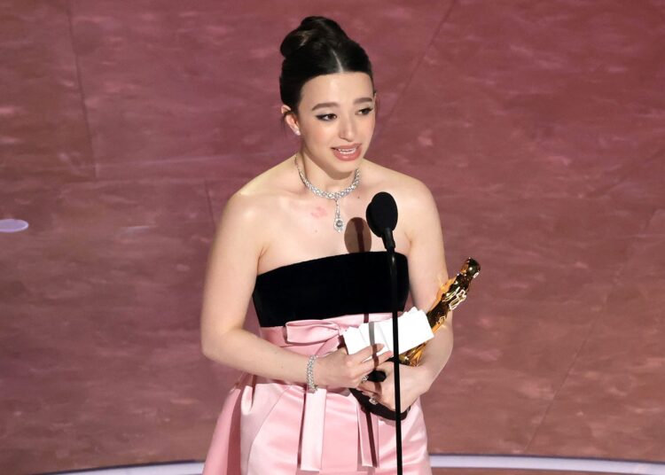 Mikey Madison ganha a melhor atriz sobre Demi Moore no Oscar 2025