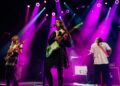 Mumor de estreia de pernas úmidas novas músicas no Intimate Susprese Brighton Comback Show