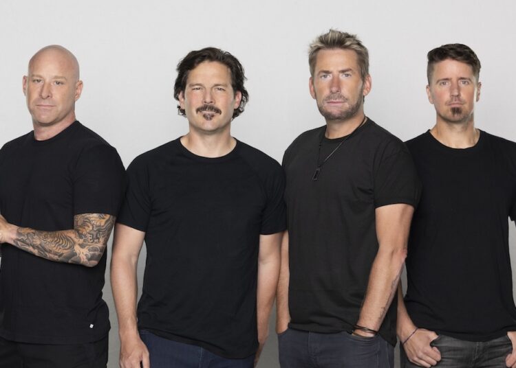Nickelback para manchete Velocity Festival no site de filmes Field of Dreams