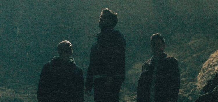 Nosso último lançamento da noite “Scared to Die” videoclipe