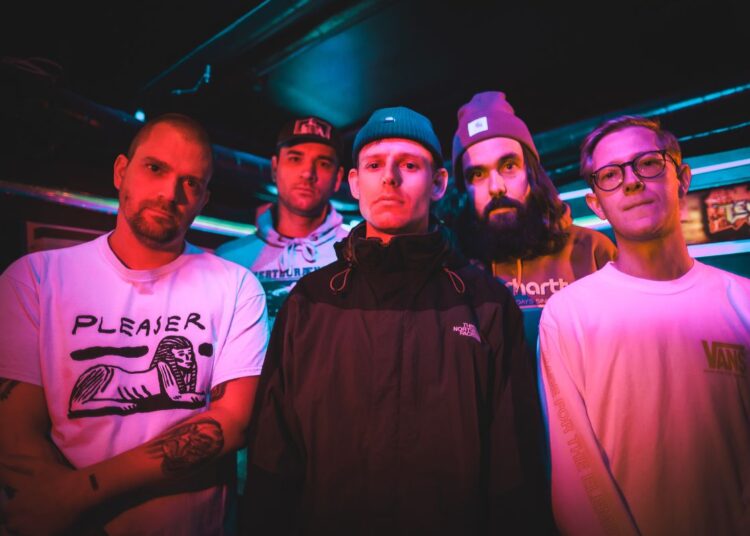 O Eyes lançar novo videoclipe para 'Save Face regularmente'