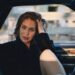 O álbum country de Lola Kirke, 'Trailblazer', reflete o crescimento pessoal