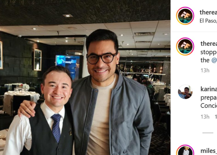 O cantor Carlos Rivera visto no Cafe Central antes do concerto de El Paso