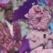 O grupo final estreia e desmascara uma estrela 'TGIF'! Quem foi eliminado no 'The Masked Singer' hoje à noite?