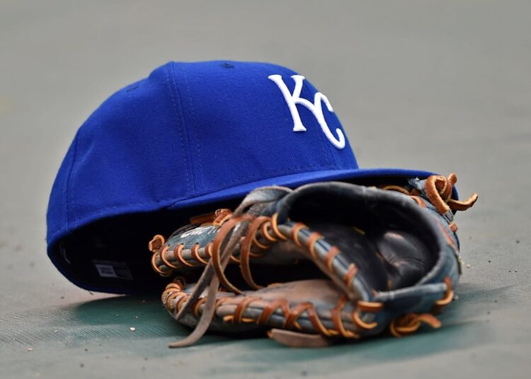 O jogador de campo do Royals 'pressionando para estar pronto' para o dia da abertura após a tensão do tendão