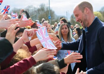 O príncipe William deixa os fãs em pontos com piada no Royal Engagement | Real | Notícias