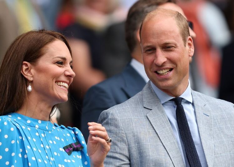 O príncipe William e a princesa Kate têm uma regra refrescantemente discreta para sua equipe
