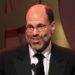 O produtor Scott Rudin, uma vez banido, agora contrito, planeja um grande retorno da Broadway