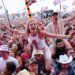 O que é um 'Restival'? Gen Z se transforma em experiências musicais de ficar em casa