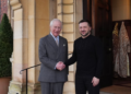 O rei Charles conhece o presidente da Ucrânia Zelensky em Sandringham