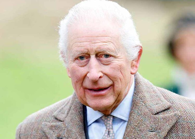 O rei Charles decide abrir o lar real, enquanto Meghan compartilha uma mensagem emocional