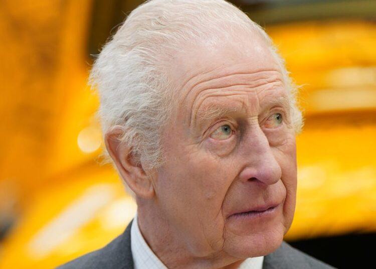 O rei Charles fala de "tempos incertos" em sua mensagem do Dia da Commonwealth de 2025