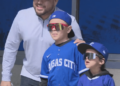 Os fãs do Royals participam de treino gratuito antes do dia de abertura