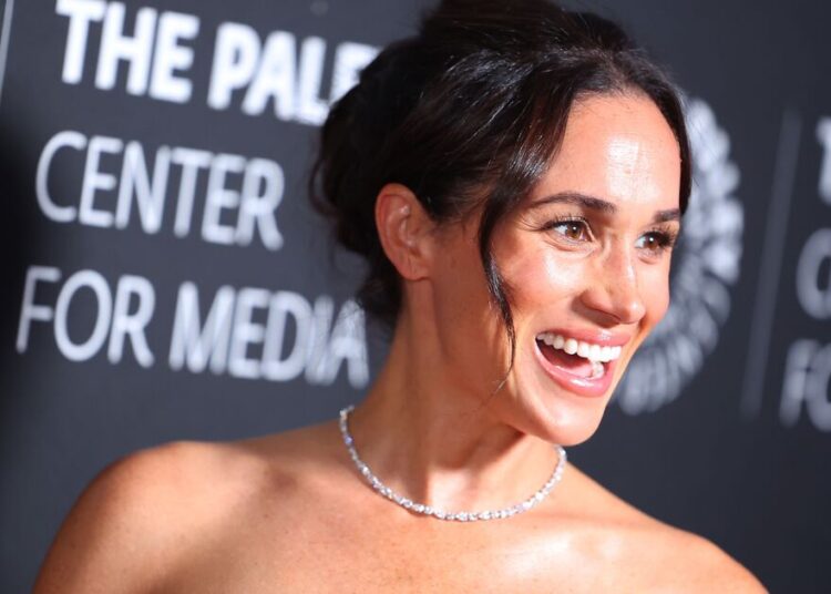 Os próximos movimentos de Meghan foram desligados por especialistas, enquanto a Reunião Royal esperava trancada | Real | Notícias
