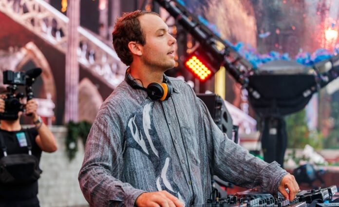 Otto sabe que revela o novo single eufórico 'Goodbye' na música Tomorrowland