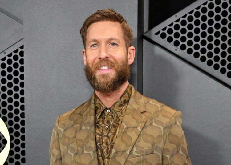 Ouça Calvin Harris provoca uma nova música country com seus próprios vocais